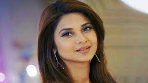 #i #jennifer singh grover #jennifer winget #saraswati chandra #sc #she looks absolutely. Jennifer Winget Opens Up About Her Christmas Celebrations Says The Pandemic S Got Nothing On Altering It For Her Filmibeat