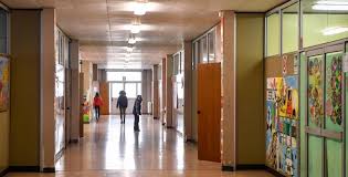 Una città, tanti bambini memorie di una storia presente viene qui raccontata la storia della nascita e dello sviluppo delle scuole e dei nidi d'infanzia. Sulla Scuola Non C E Un Piano Ed E Un Problema Il Post