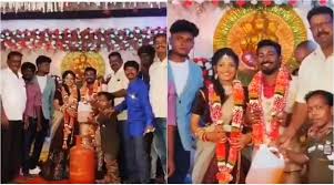 This is also for you because you like belts, and buckles, and old (looking) things. Watch Newlyweds In Tamil Nadu Receive Gas Cylinder Petrol As Wedding Gift Trending News The Indian Express