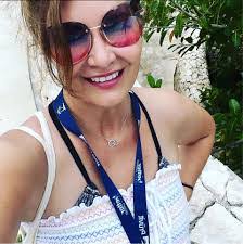 Karen Giusti's Instagram, Twitter & Facebook