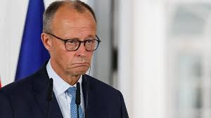 Tasmania's whisky king Bill Lark inducted into Hall of Fame at World Whisky  Awards in London