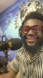 To God Be The Glory! On Columbus Day, I wish you discover many things that  are brighter and more beautiful! •••#godisgood #happyholidays #artist  #singer