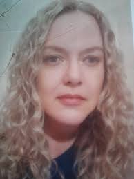 Can someone combine old photos?