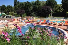 Piscine Et Parc Aquatique Camping Auvergne Le Clos Auroy