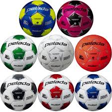 サッカーボールは、サッカーで使用されるボール。 サッカーのボールに関するルールの取り決めはlaw of the game（日本サッカー協会では「サッカー競技規則」）の第2条「ボール」（the ball）に定められて. æ¥½å¤©å¸‚å ´ ãƒ¢ãƒ«ãƒ†ãƒ³ ã‚µãƒƒã‚«ãƒ¼ãƒœãƒ¼ãƒ« ãƒšãƒ¬ãƒ¼ãƒ€4000 4å·çƒ æ¤œå®šçƒ ç¬¬5ä¸–ä»£ F4l4000 Ballclub æ¥½å¤©å¸‚å ´åº—