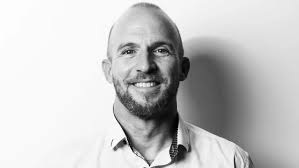 LinkedIn in Ulm: Networker in Ulm: Christoph Amann baut LinkedIn-Community  auf