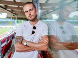 Doch was kommt nun nach den monaten für den let's dance: Let S Dance Rurik Gislason Emotional Er Tanzt Fur Seine Tote Mutter Sv Sandhausen