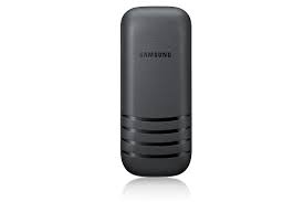 Icemobile Tropical 3 vs. Samsung E1200 ...