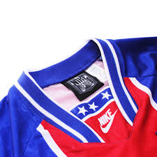 Psg paris saintgermain home jersey. Golden Cabane Create Redesigned Psg Jersey Soccerbible