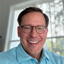 Damon Anderson's Instagram, Twitter & Facebook