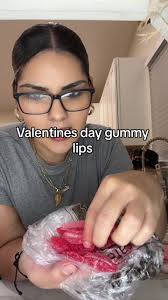 Danielle Gummy Lips