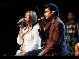 Tu Estas Aqui Jesus Adrian Romero Feat Marcela Gandara Video Oficial Youtube Musica Cristiana Musica Cristiana Descargar Canciones Cristianas