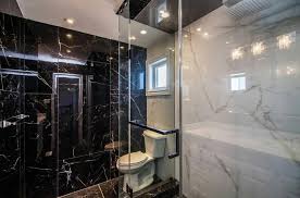 Here are 25 incredible dream bathrooms to inspire you. Black Marble Bathroom Whaciendobuenasmigas