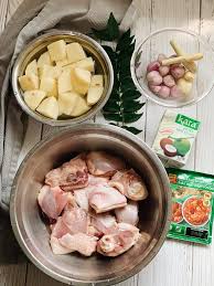 My kids started liking it too early, by 18 months itself both like biryani/pulao than the paruppu sadham or other less spicy foods. Easy Chicken Dishes Malaysian Chicken Curry With Potato