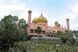 Jom kami senaraikan 15 tapak bersejarah yang diuruskan secara persendirian ini popular di kalangan pengunjung. 15 Tempat Bersejarah Di Sarawak Dulu Dan Kini Boleh Anda Kunjungi Ammboi
