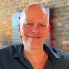 Na 22 jaar is er een eind gekomen aan mijn tijd bij DNM. Hiervan was ik  17,5 jaar gedetacheerd bij de Survey afdeling van Van Oord. Afgelopen week  heb ik van beide