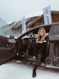 Solo un video su tiktok nel quale sfrecciano in sidecar per le vie del centro di. Cristina Marino Who S Gonna Ride Your Wild Horses Racing Mercedes Benz Amgwinterexperience Amgdrivingacademy Ad Facebook