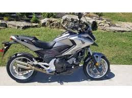 Score a standard nc700x for $7,699 in candy red or the dct/abs version for a mere six bills more at $8,299 for 2017. Honda Nc 700x Grau Gebrauchtmotorrad Gebrauchte Motorrader Suchen Name Site