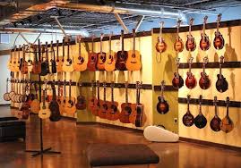 Nashville habitat for humanity restore. Nashville S Friendliest Guitar Store Vintage Guitars Nashville Shopping Nashville Music