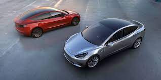 Disa javë më vonë, nevera ka thyer këtë rekord. Tesla S New Affordable Electric Car Went On Sale Website Swamped With Orders Watch Good News Network