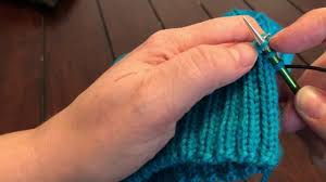 Short technique videos and longer pattern tutorials to take your knitting skills to the next level. Cute Knitted Hat In Diagonal Half Linen Stitch 15 Steps With Pictures Instructables