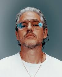 William Arcand's Instagram, Twitter & Facebook