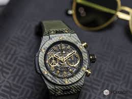 Hublot Panosundaki Pin