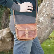 Idéal pour les loisirs, les voyages et les déplacements ! Petits Sacs A Main En Cuir Femme Vintage A Bandouliere Artisanat