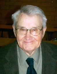 Deb Lindgren's Instagram, Twitter & Facebook