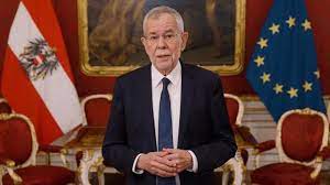 He previously served as a professor of economics at the university. Veuakxhjpharxm