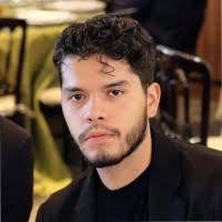 30+ perfiles de «Adrian Plata»