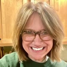 THE Lisa Rust (@LisaRust18)