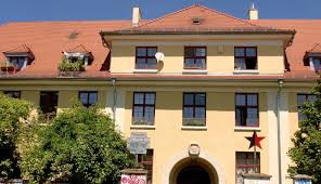 Haus & grund erlangen unterstützt sie bei dem verkauf, der verwaltung und der vermietung ihrer immobilie. Klage Erfolgreich Heimliche Videouberwachung Von Tubinger Wohnprojekten War Illegal