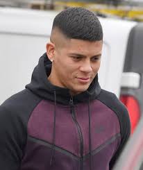 Find the perfect marcos rojo stock photos and editorial news pictures from getty images. Marcos Rojo Misses Cut For Manchester United S Clash With Liverpool As He Shows Off Fresh Trim