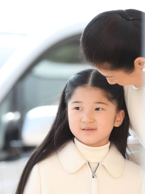 愛子さまへの愛が詰まった雅子さまの「母子手帳」に医師は思わず涙した ご一家があたたかな時間を過ごした「部屋」とは（AERA DIGITAL）｜ｄメニューニュース（NTTドコモ）