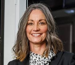 Tara Klatt's Instagram, Twitter & Facebook