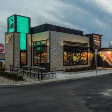 Shipping Container Taco Bell In 2020 Shipping Container Shipping Container Design Engineering Consulting