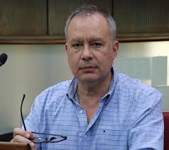 Senador solicitó considerar uso de instalaciones militares durante  emergencia sanitaria  http://www.senado.gov.py/index.php/noticias/noticias-comisiones/5481-ponen-a-disposicion-instalaciones-de-cecopaz-durante-la-emergencia-sanitaria-2020-04-16-15-24-56