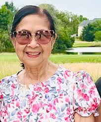 Christine Lilley's Instagram, Twitter & Facebook