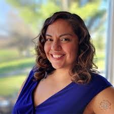 April Lathrop's Instagram, Twitter & Facebook