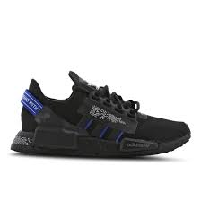The adidas boost cushioning technology is made of tpu that compresses to absorb shock and returns to its original form to bounce energy back to its wearers. Adidas Nmd R1 V2 Fy1538 Sneakerjagers