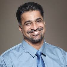 People can now wear dreads without the hassle and pain of a needle.