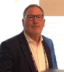 Peter Clifford's Instagram, Twitter & Facebook