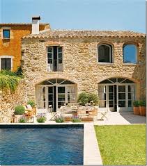 Casa Colonica Ristrutturata In Spagna Case Mediterranee Case In Pietra Architettura Casa