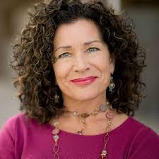 Kim Finnigan's Instagram, Twitter & Facebook