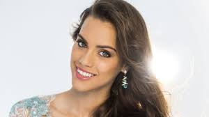 A life.hu riporterének elmondta, mi az, amivel nap mint nap zaklatják. Ledobta Ruhait A 2016 Os Miss World Hungary Bumm Sk