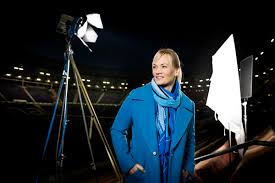 Discover bibiana steinhaus's biography, age, height, physical stats, dating/affairs, family and career updates. Pionierin Auf Dem Platz Her Story Mit Bibiana Steinhaus Ab 8 Marz Exklusiv Auf Sky Presseportal