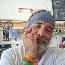 Bridgebolts for fingerboards needed