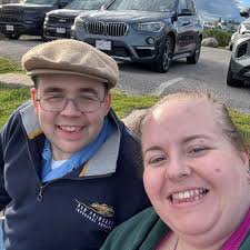 Has anyone else had Mendelians delayed at the port?