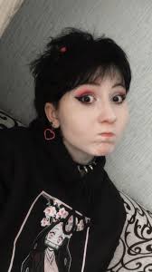 Hey hey! New elder emo here 😆 stop by and say hi 👋